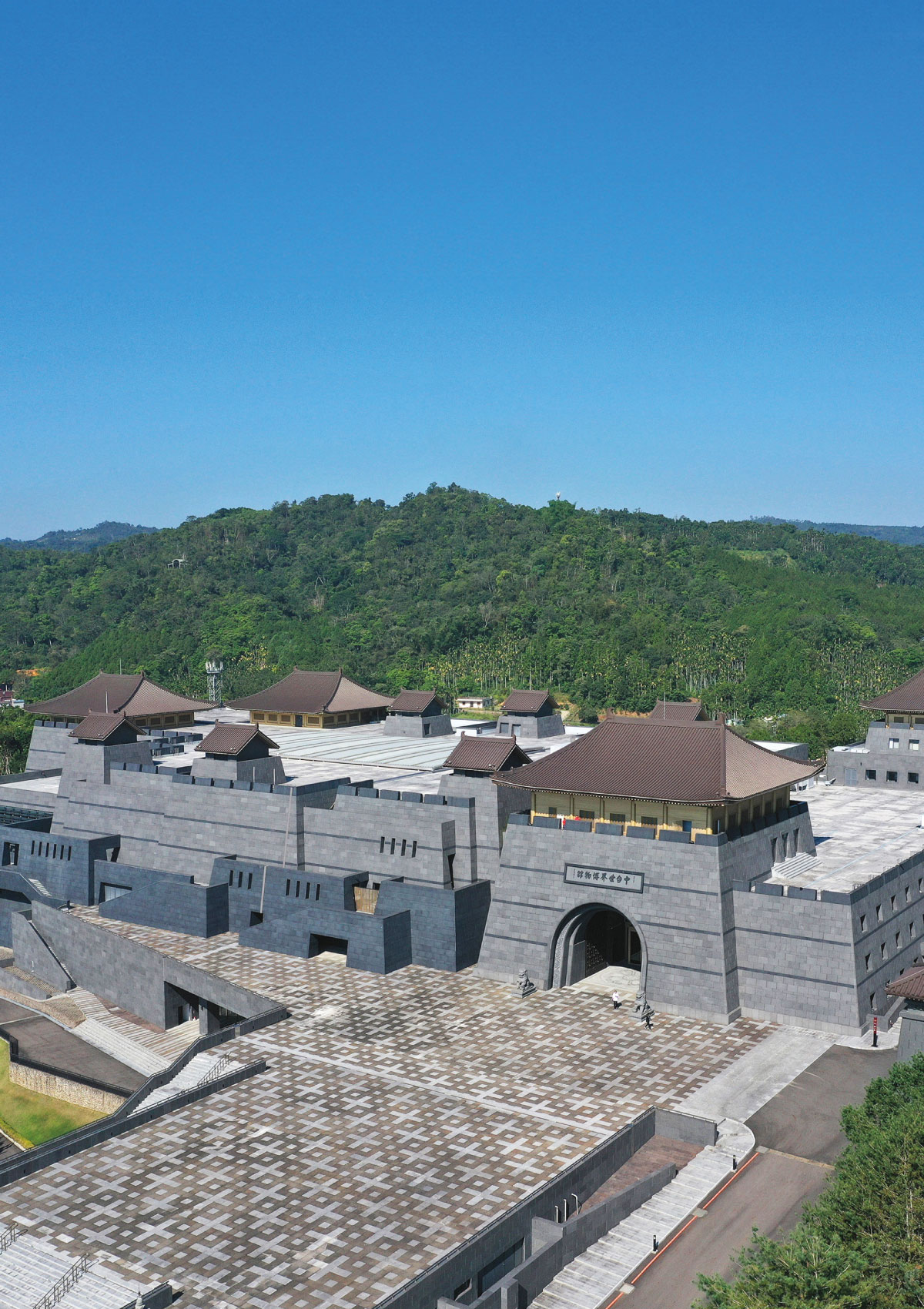 【2026年 清明連假正常開放 暨 木雕分館 4月8日(三) 暫停對外開放公告】